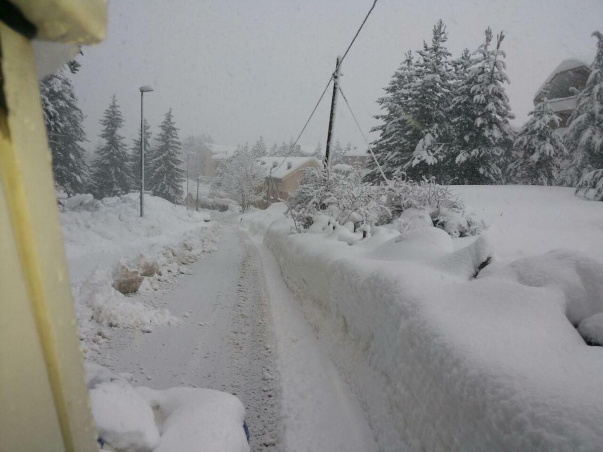 Albergo Il Cacciatore Ovindoli Esterno foto