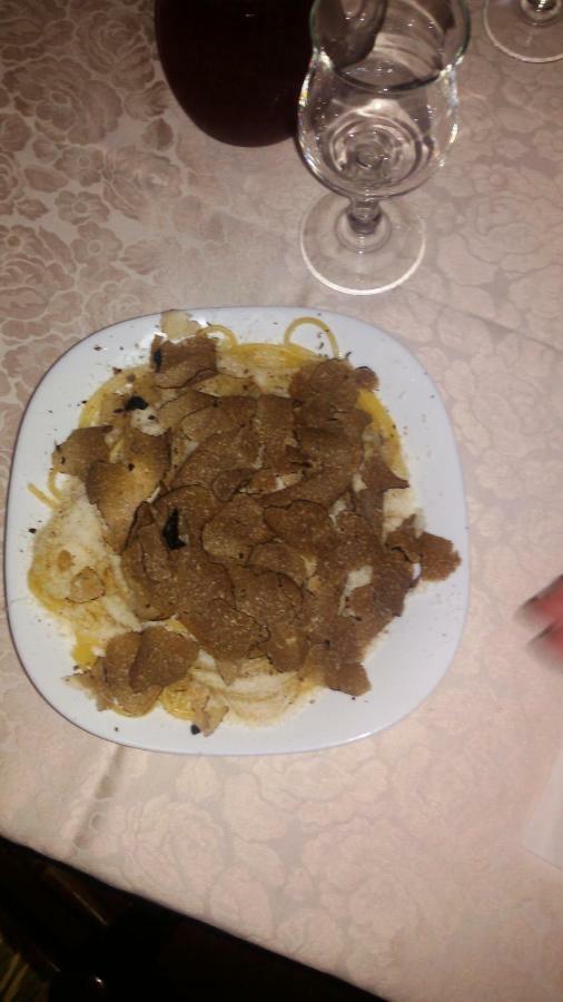 Albergo Il Cacciatore Ovindoli Esterno foto